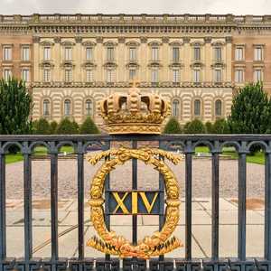 Садитесь в автобус с открытым верхом в Стокгольме, Швеция – Откройте для себя главные достопримечательности, памятники и скрытые жемчужины с экскурсией hop-on hop-off в 2026 году