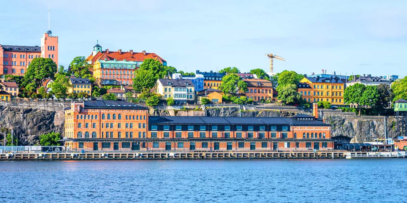 Обзорные автобусные экскурсии hop-on hop-off в Стокгольме, Швеция – Главные знаковые места, известные достопримечательности и скрытые жемчужины в 2026 году